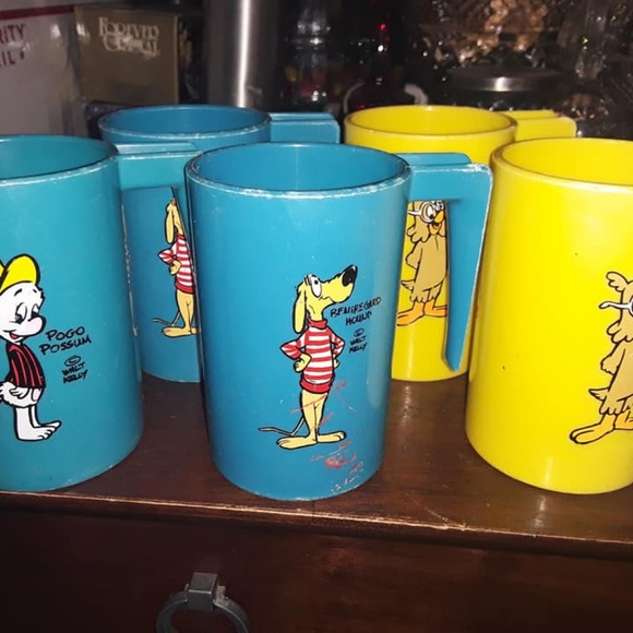 Pogo & Friends Other - 4" tall POGO AND FRIENDS plastic drinking cups. (